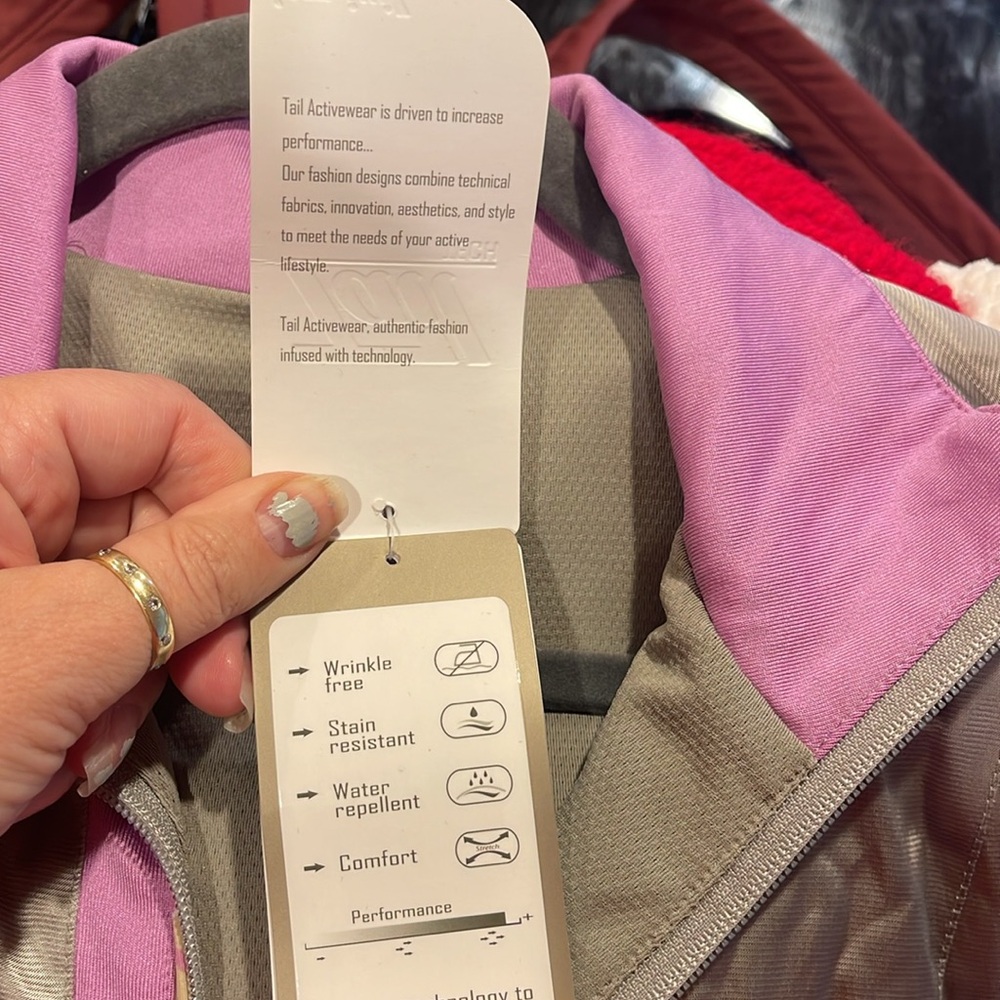 NWT Tail full zip woven performance jacket women’s medium lilac, silver - Picture 8 of 12